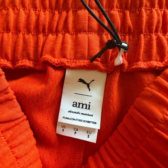 NWT PUMA x AMI (Alexander Mattiussi) sweatpants size S
Length: 31” - Picture 7 of 11